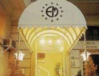 Madrid Motion Hostel Ngoại thất bức ảnh